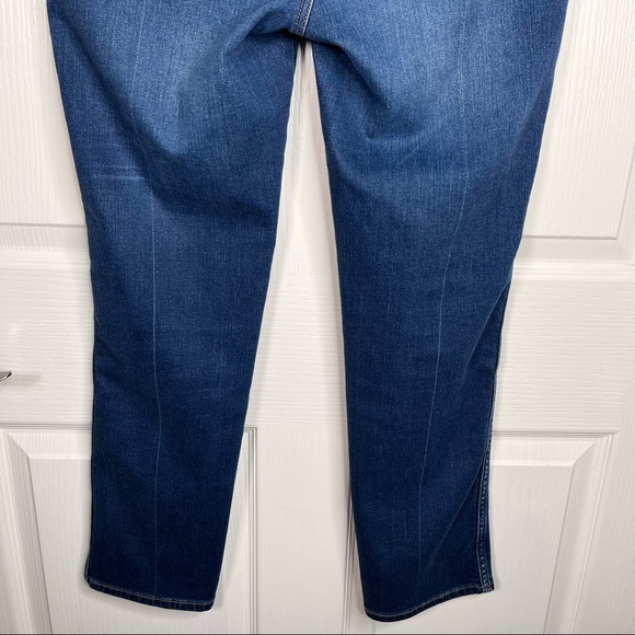 White House Black Market High Rise The Straight Crop Sz 8 L - Picture 11 of 13